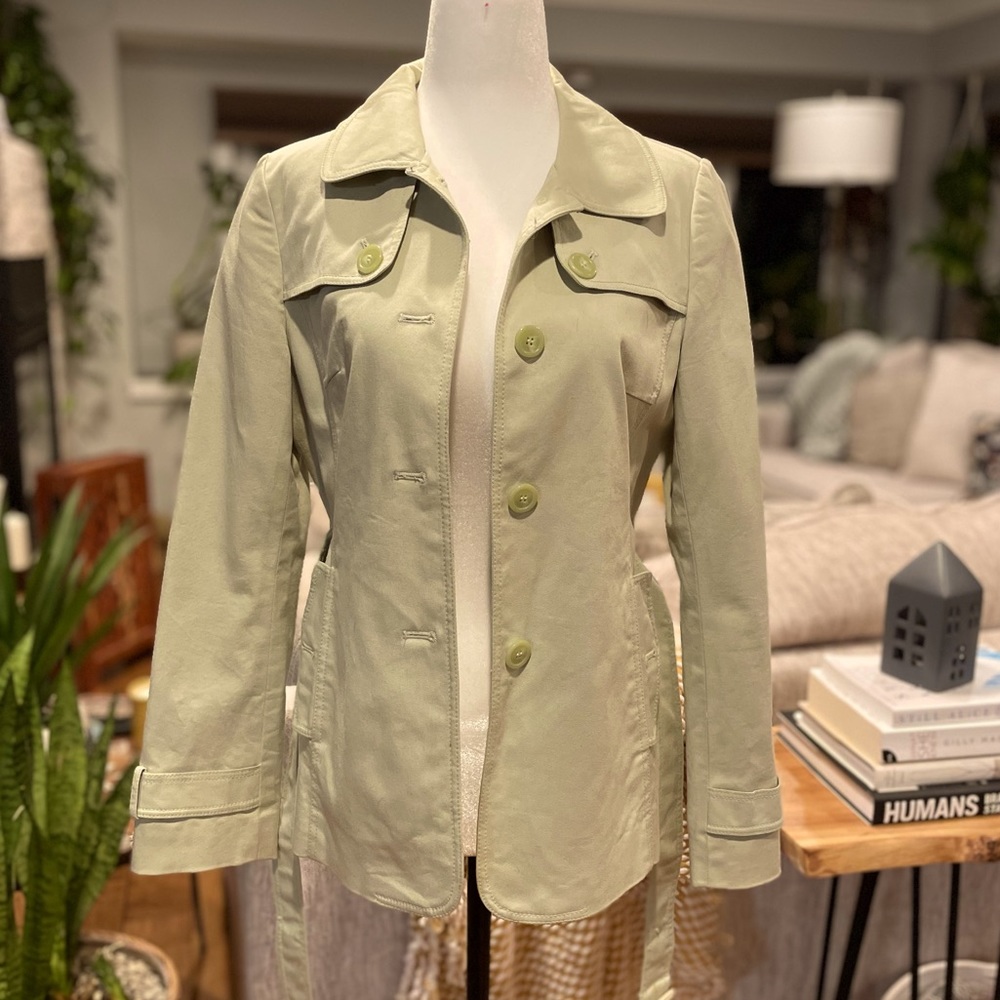 Pea coat (blazer-jacket) in pistachio green